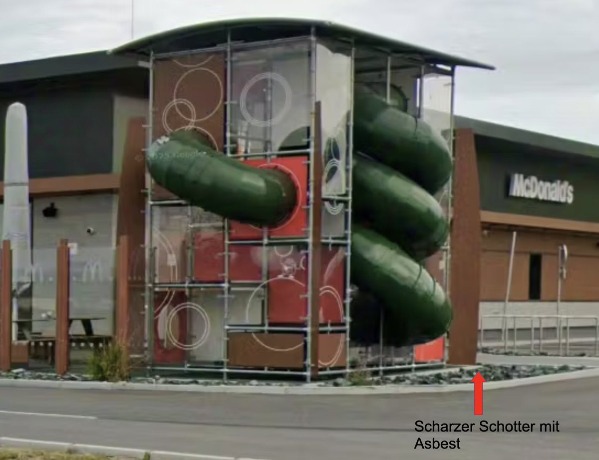 kurier.at/chronik/burgen…
#Asbest auf #Spielplatz bei einem McDonald’s in Österreich. In dem Schotter um den Spielplatz wurden über 50% Asbest nachgewiesen. Der Schotter wurde entfernt, ich befürchte, dass es noch viele Stellen gibt, wo dieser Schotter vorhanden ist.