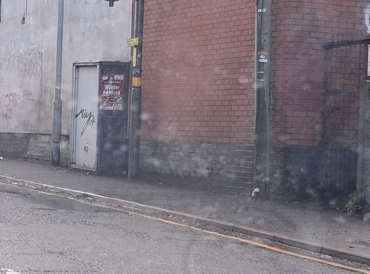 MickBrown3's tweet photo. thanks to @BhamCityCouncil for responding to residents requests and getting this removed. #CleanStreetsMatter https://t.co/j7CSvUHyEp