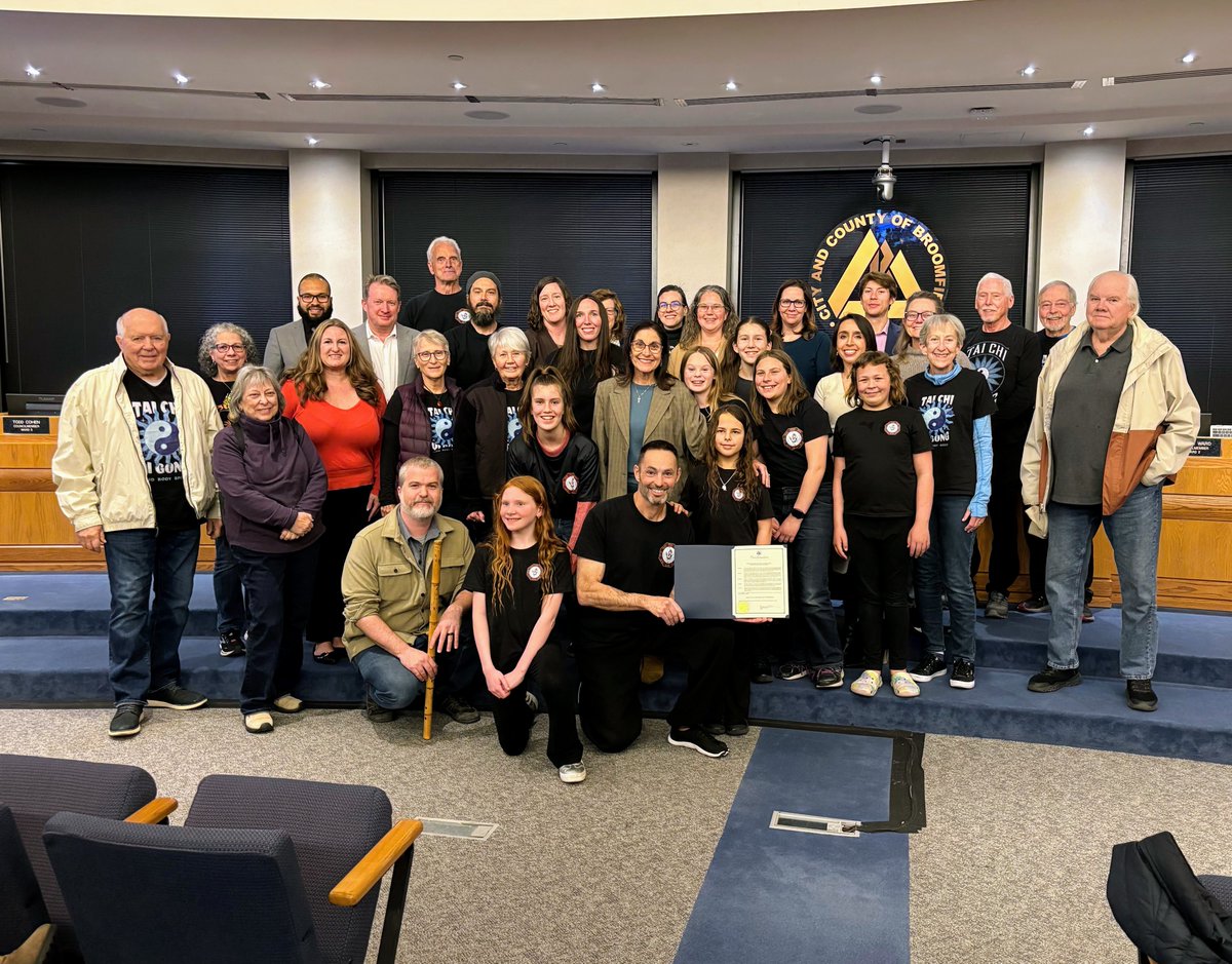 Broomfield City Council has officially proclaimed April 25 as World Tai Chi and Qigong Day! 
Practitioners visited the Broomfield City Council to highlight this global "healing wave" for health and unity. Join the community practice on April 25, 10 a.m. at Anthem Park.