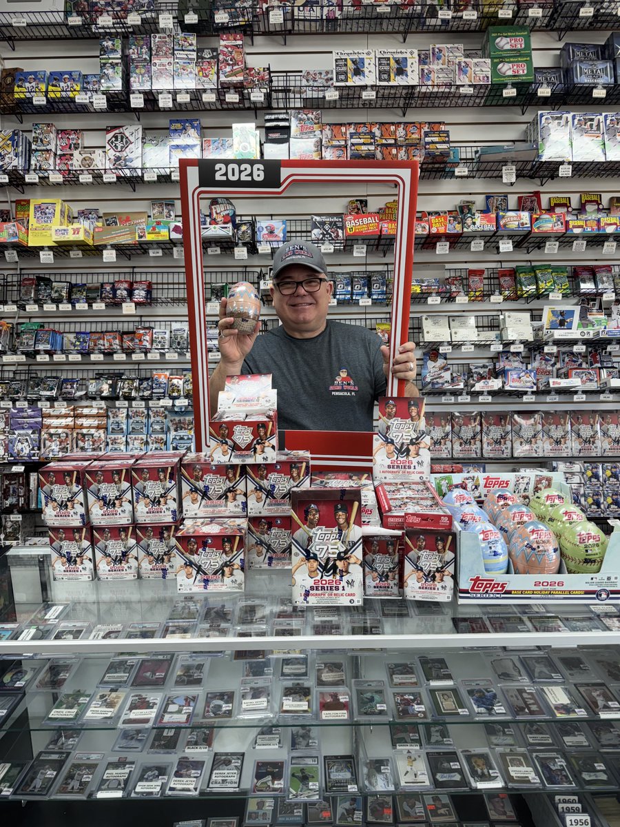 Ben's Card World tweet media