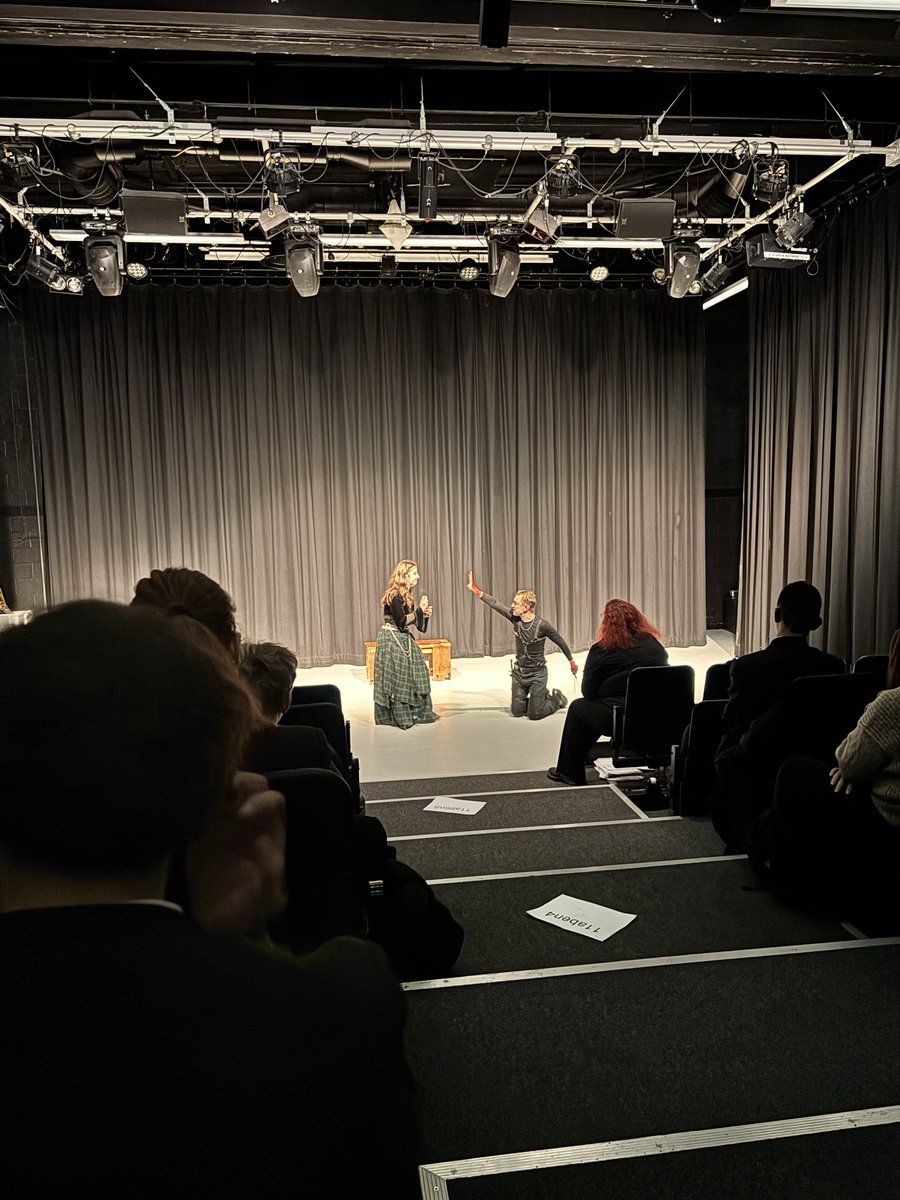 RushcliffeEngl's tweet photo. Macbeth performance for our Year 11s! 🎭 https://t.co/pui6BpHNEB