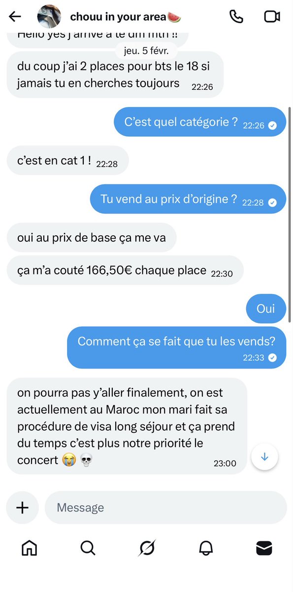 Hell_laukitty's tweet photo. @jungkookledz31 @hyulwon Elle a de l’inspiration si elle raconte des histoires différentes https://t.co/wXC8MWDzeK