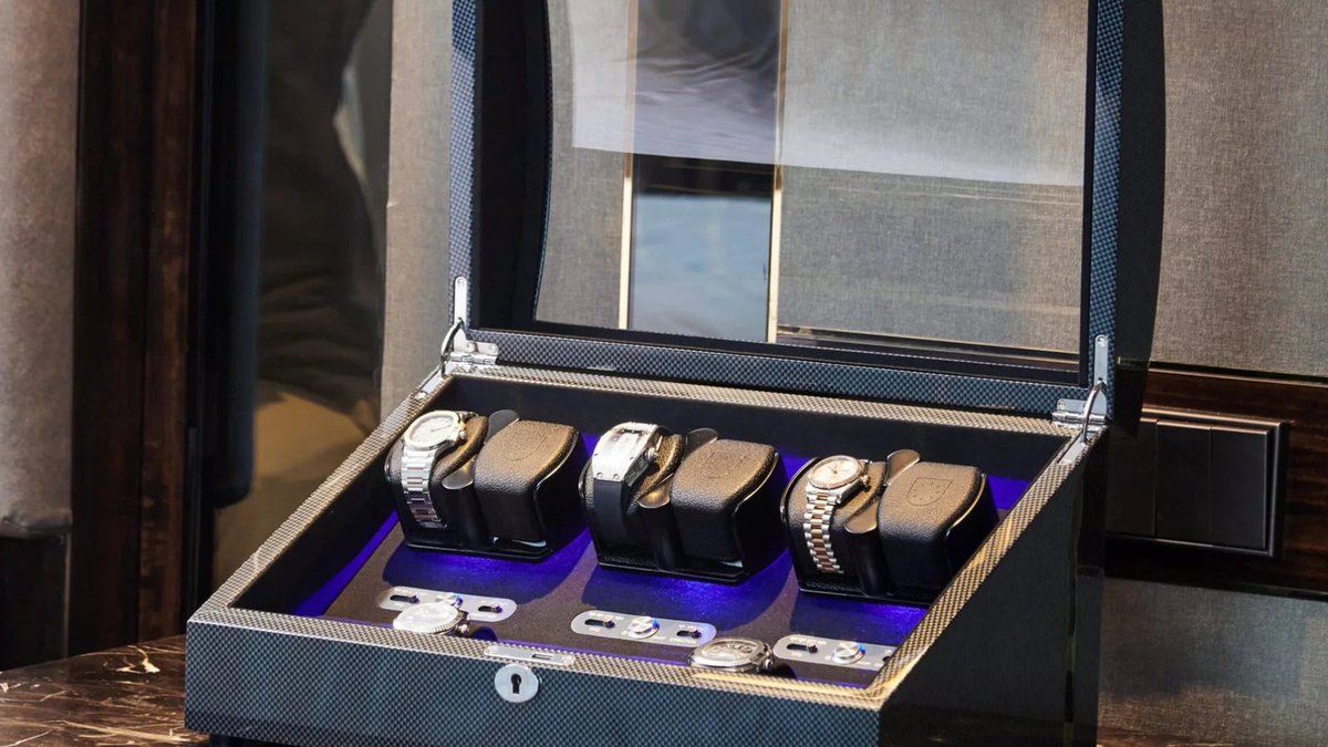 shop_lxuri's tweet image. Security meets luxury. Explore how Billstone sets a new standard in high-end protection for homes, estates, and personal assets. 

Discover Billstone: bit.ly/4030g5G 

#LuxurySecurity #Billstone #HomeProtection #SafeLiving #LXURI #watch #LuxuryLiving