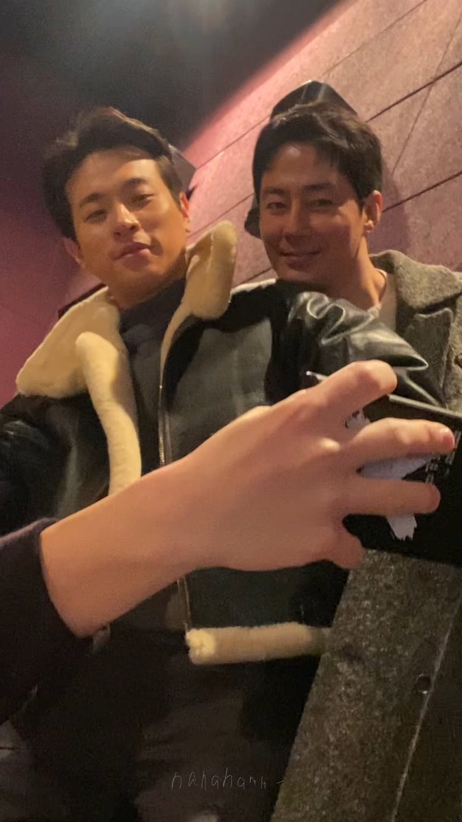 parkboojm's tweet photo. 이런게 선후배의 정이라면 난 선배도 없고 후배도 없음 https://t.co/2pT5WEdyv7