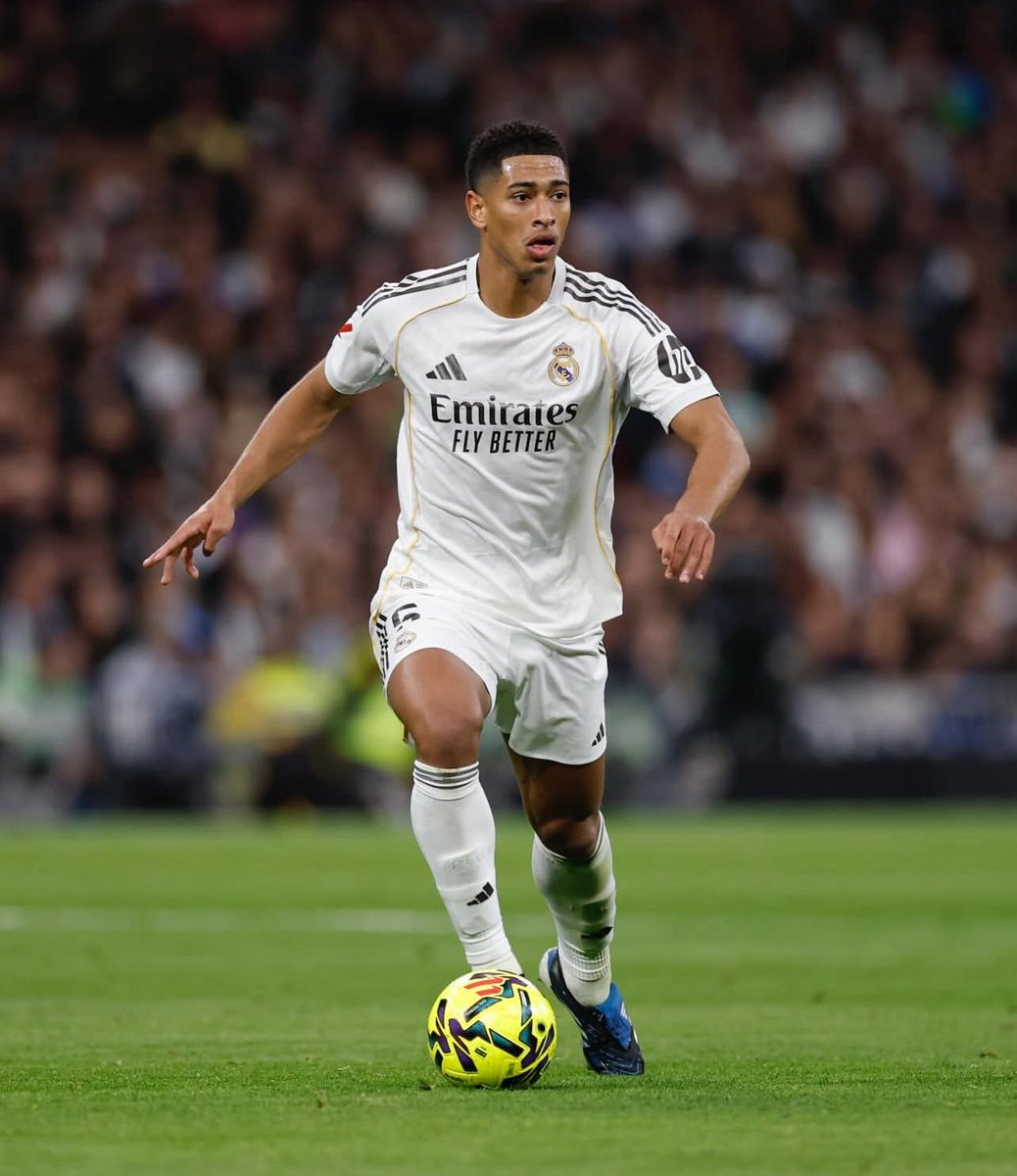 🅓🅞🅝🅨 tweet media