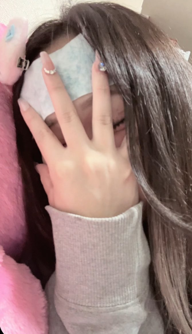 ゆ tweet media