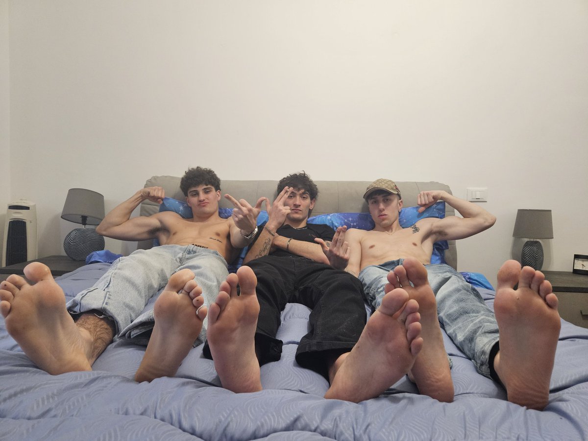 ItalianCa$hDom tweet media