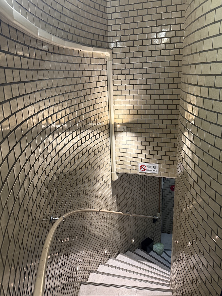 funtaryuji's tweet image. #リミナルスペース #liminalspace #backrooms