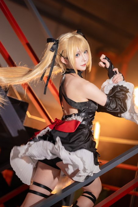 Twitterのコスプレ画像3