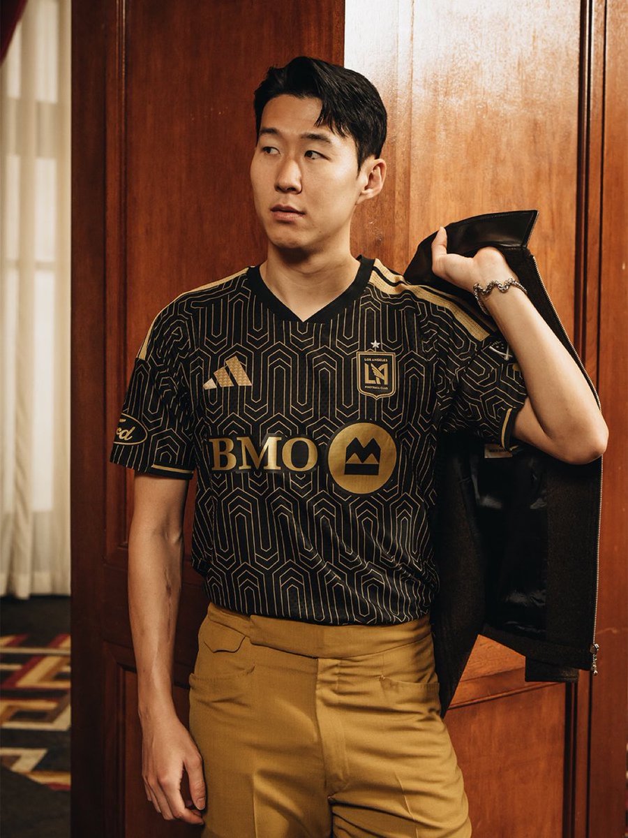 THE BEST KITS 😍😍 tweet media