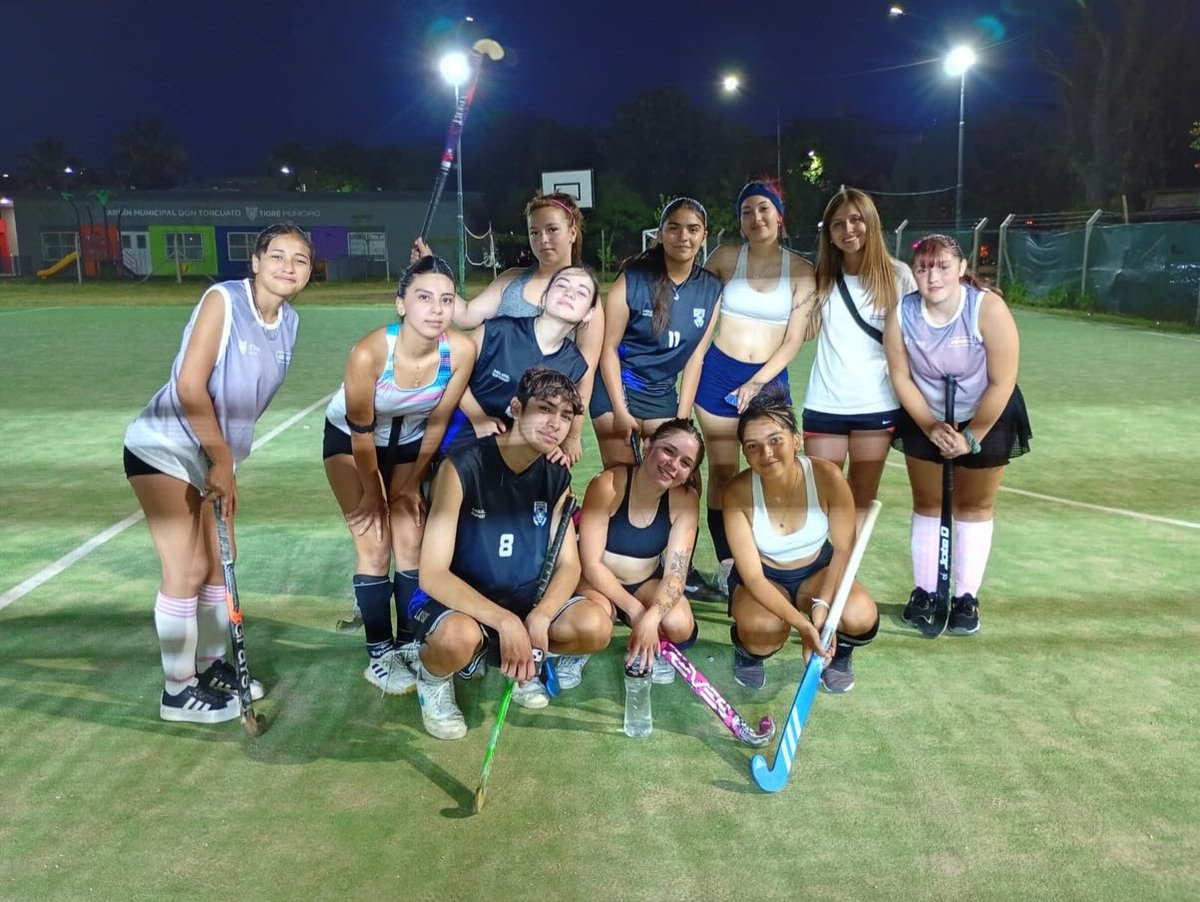 Nuestros Polideportivos "San Martín" de Don Torcuato, "Ñato Errecart" de Benavídez y "General Pacheco" fueron protagonistas de un encuentro de Hockey. El objetivo es fomentar dicha actividad deportiva en los jóvenes durante el verano. 🏑

<Info> shorturl.at/4lkXo