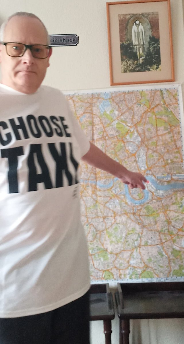londontaxi_pr's tweet photo. Another Knowledge student, learning the runs, and supporting our Choose Taxi #ChooseTaxi campaign too.
Great to see and wishing Nick all the best. Based in Essex, he's currently seeking a mentor. Let me know if anyone out near Rayleigh can help, and I'll put you in touch. https://t.co/Vj8V4NmiIr