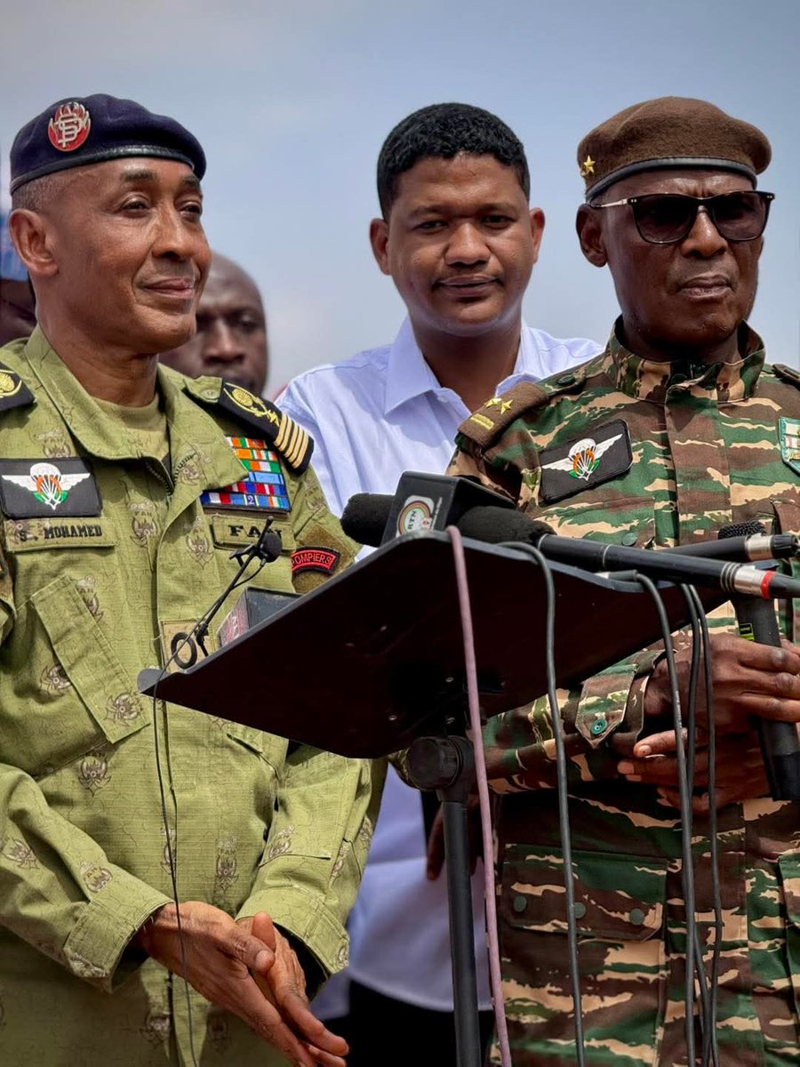 aboubacarybarma's tweet photo. #Niger #Syndicat #USN: L'Union des #Scolaires (#USN) a célébré, ce mercredi 11 février, la 36e édition de la commémoration des évènements du #9février1990 ou "#Journée_des_Martyrs". Un fait assez rare, la présence des membres du #CNSP et du #gouvernement au traditionnel #meeting https://t.co/zfRGzilWoz