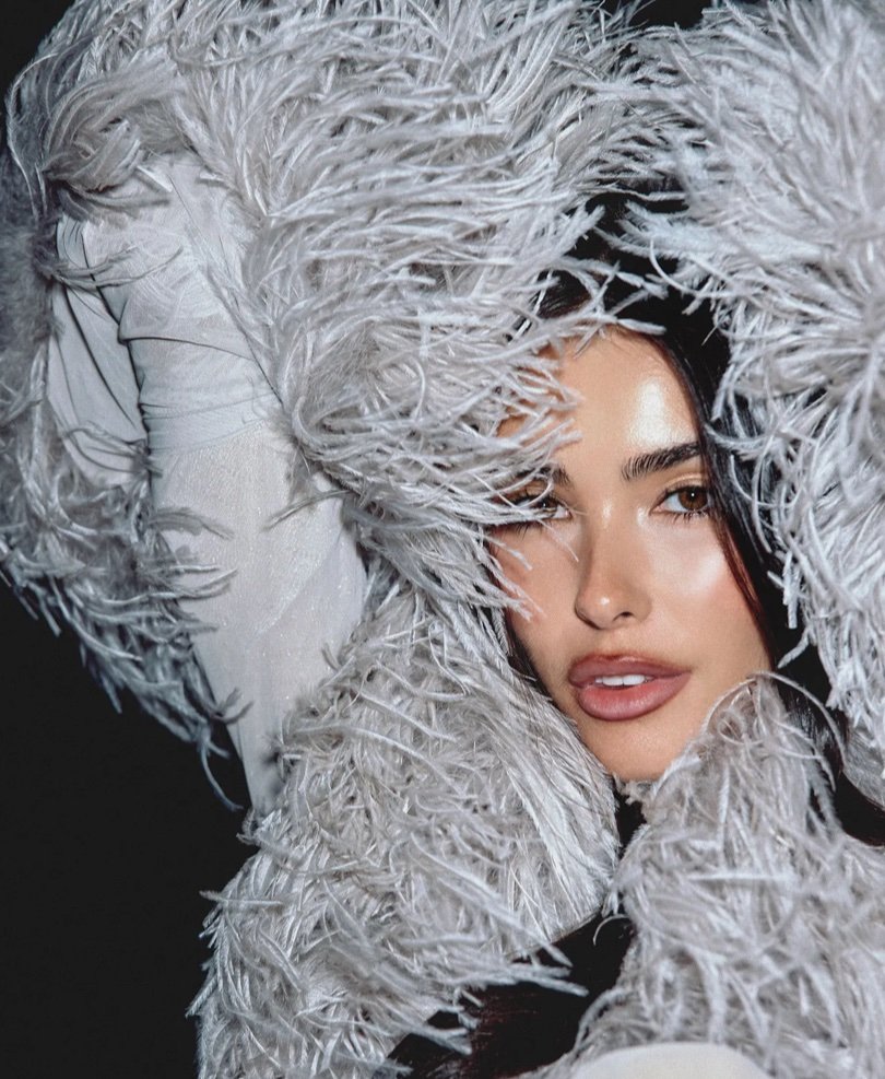 Access Madison Beer tweet media