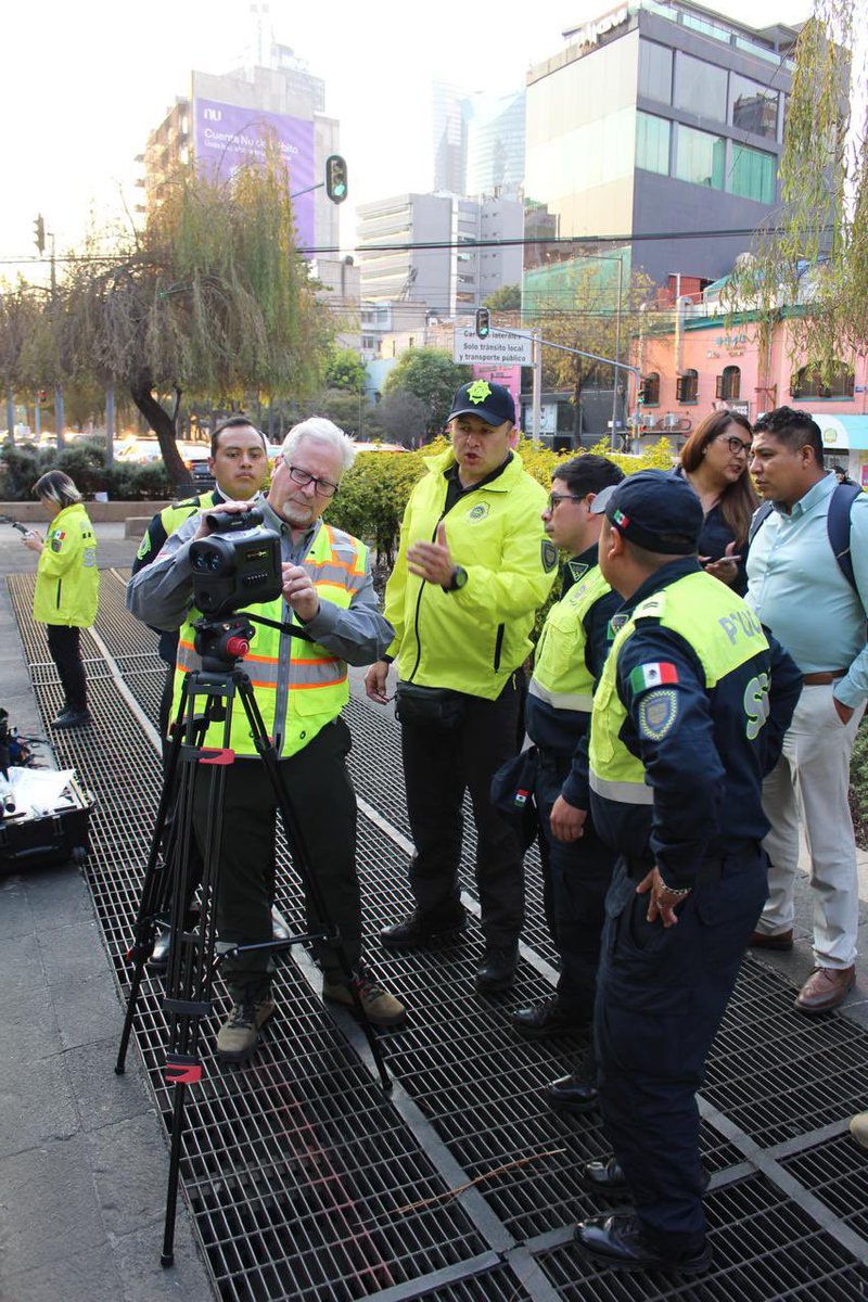 Daniel Velarde tweet media