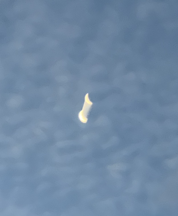 Gosh.  Just floating there.  Humming. 

First El Paso.  Now . . . 𝗛𝗼𝗻𝗼𝗹𝘂𝗹𝘂?!?? 🛸

nytimes.com/2026/02/11/us/…

<a href="/ArtWong128/">Art Wong</a> <a href="/SubduedSnarl/">Philip</a> <a href="/malafunkshun808/">Malafunkshun808</a> <a href="/jizz_sniper/">Funny Family Guy Clips</a> <a href="/caeisevennicer/">cæ</a> <a href="/LegallySauce/">Sauce</a> <a href="/RAVelation777/">AnRan</a> <a href="/younghdmi/">Yasmin Wegovy 💉</a> <a href="/DariusESpaghett/">Darius "Evil" Spaghetti</a> #UFO

Night.  Then.  Morning: