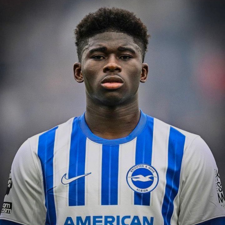 UnitedUpdates's tweet photo. 🚨 Brighton will NOT consider offers under £100m for Carlos Baleba and are in no rush to sell. [@GraemeBailey] #mufc https://t.co/uQSmUGpjkR