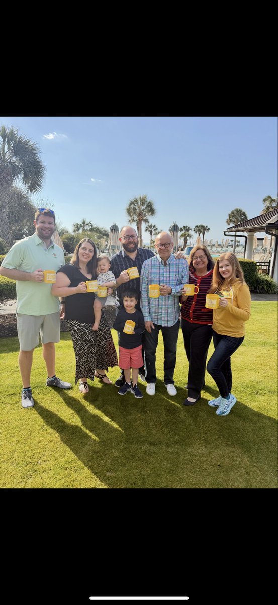 bmwguru's tweet photo. #SUNDAYTODAY #mugshot, The Bryant Family celebrating 3 birthdays &amp; 3 generations at their favorite vacation spot in South Carolina. We forgot to pack the mugs, under crisis we had a neighbor next day air them to us. https://t.co/pRPcp775l5