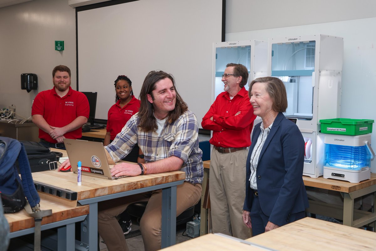 cravencc's tweet photo. We were happy to welcome @NCLtGovernor Hunt yesterday for a tour of our Havelock campus to see our aviation programs, the STEM Center, and our NC State Engineering partnership in action. Real pathways. Real careers. Right here at home. https://t.co/Kidx6I7y27
