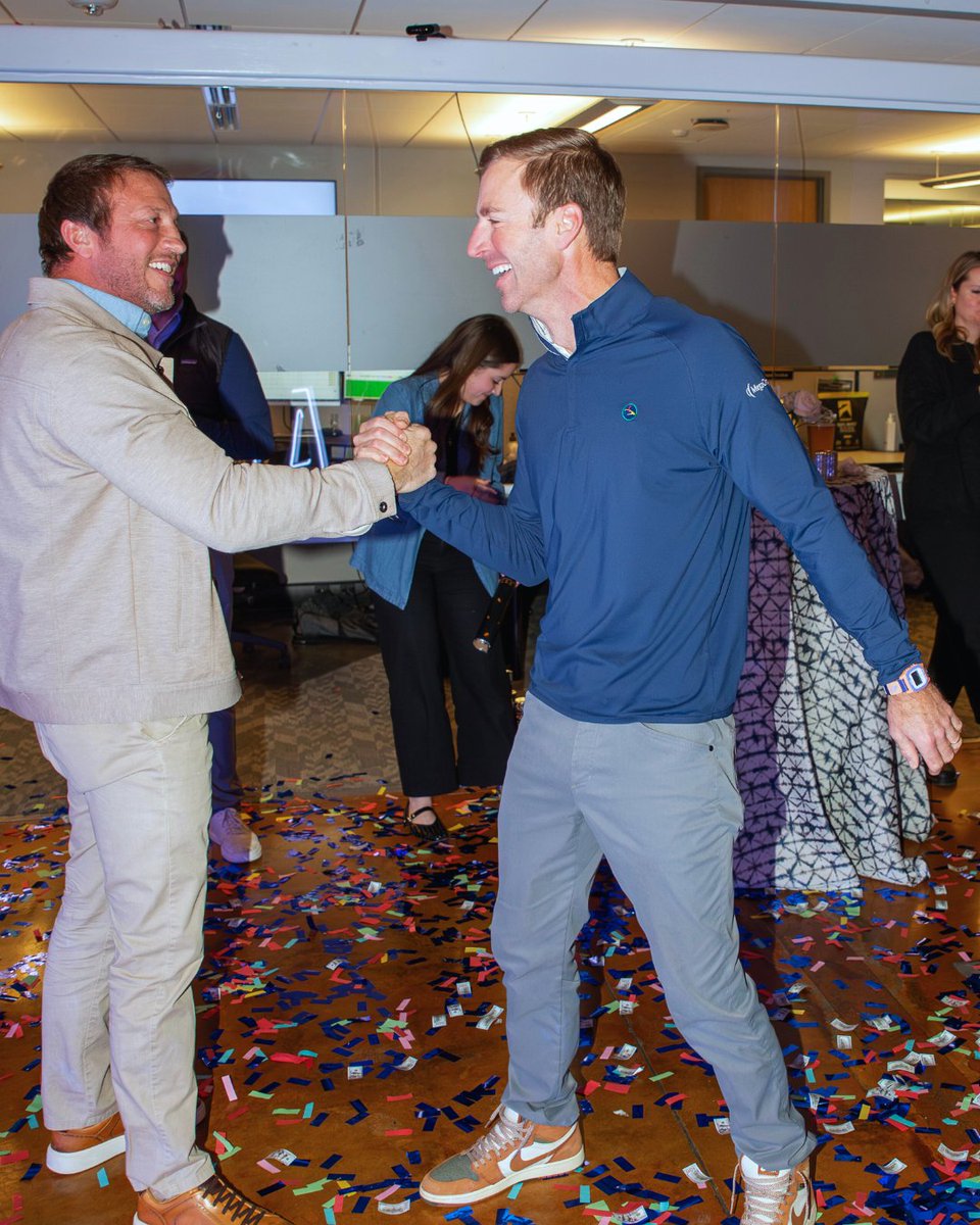 MegaCorp Logistics tweet media