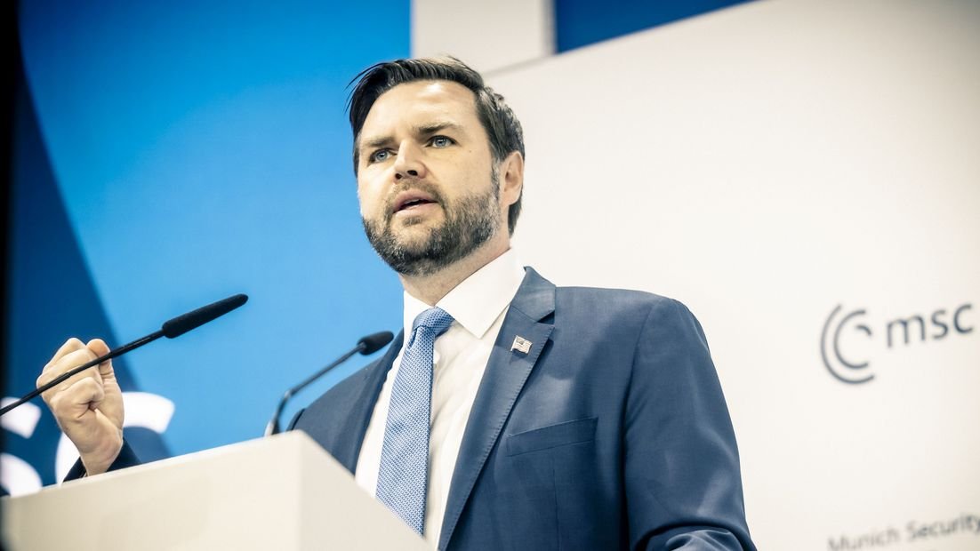 Toby Green uncovers the dark side tweet media