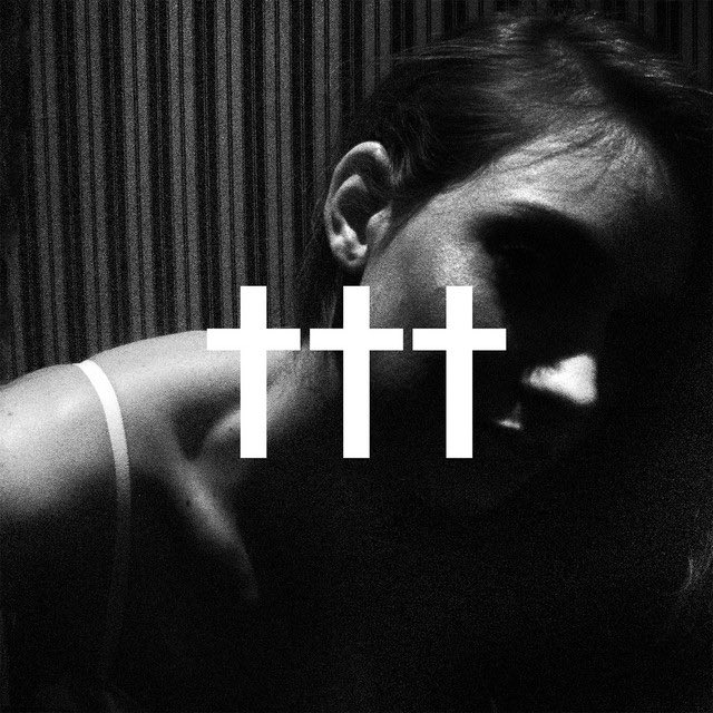 MusicologosLA's tweet image. #UnDíaComoHoy hace 12 años, se publicó el álbum debut de estudio (y homónimo) de #Crosses (†††). DIS CA ZO 🫶