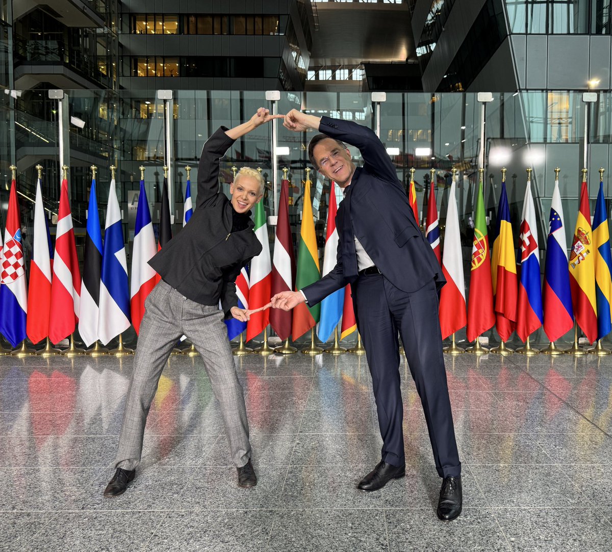 Sofilein tweet media