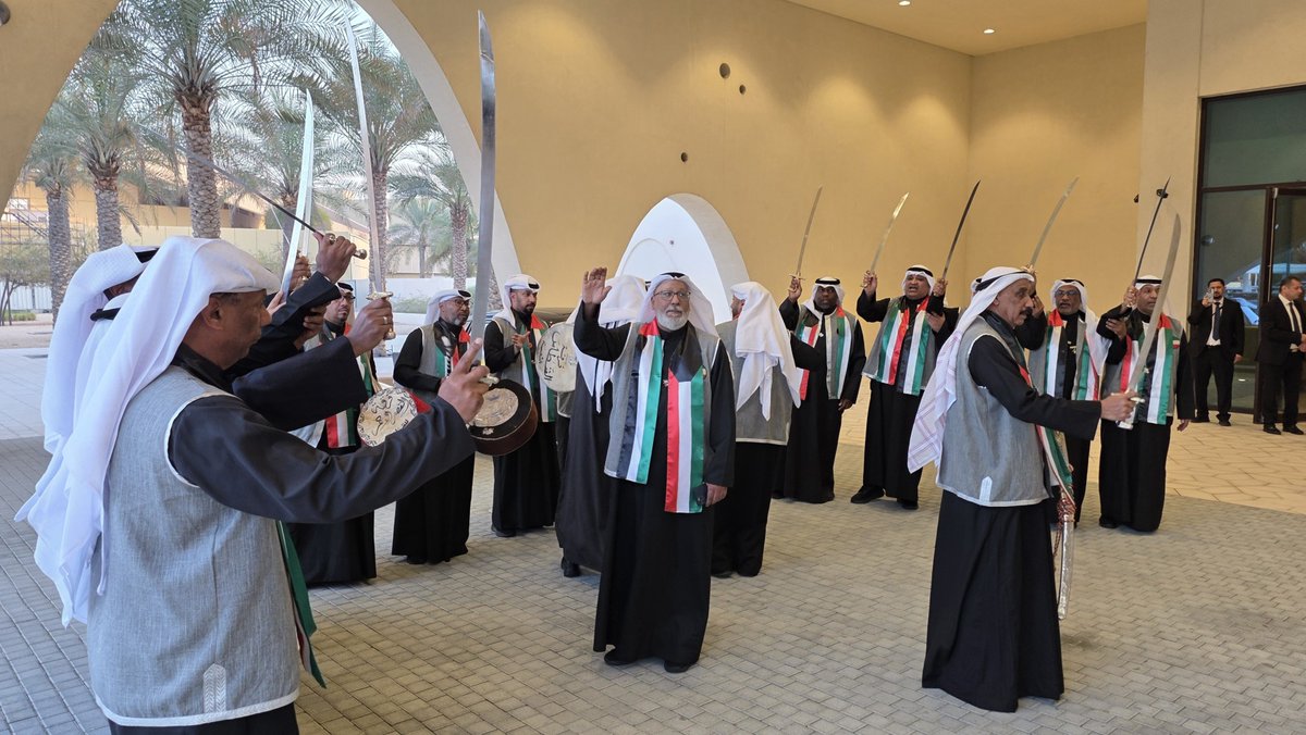 kuna_ar's tweet photo. سفارة دولة الكويت لدى أبوظبي تحتفل بالذكرى الـ 65 للعيد الوطني والـ 35 ليوم التحرير

- بحضور نائب رئيس مجلس الوزراء وزير الداخلية الإماراتي الشيخ سيف بن زايد آل نهيان وعدد من المسؤولين الإماراتيين وأعضاء السلك الدبلوماسي وممثلي الجالية الكويتية في الإمارات

https://t.co/W0XVv2ZvO8

#كونا #الكويت