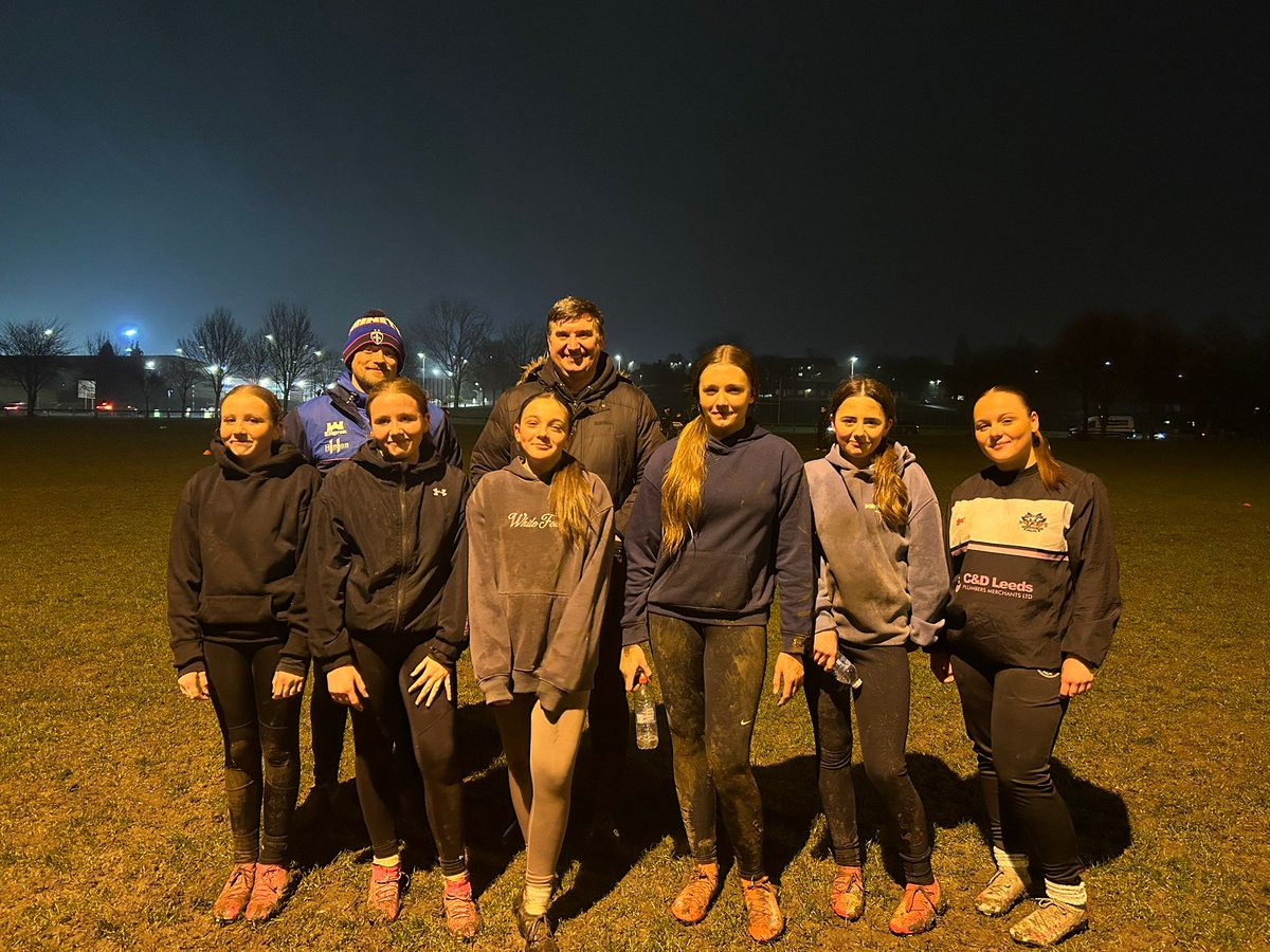 🔴⚪🔵 Our Girls Community Outreach delivery continued with <a href="/BronteBarbarian/">Bronte Barbarians ARLFC</a> U13s last night!

🏉 Bronte Barbarians U13s are seeking new players ahead of the 2026 season! For more information, please contact coach Gavin Budby on 07731 999638! 

#UpTheTrin