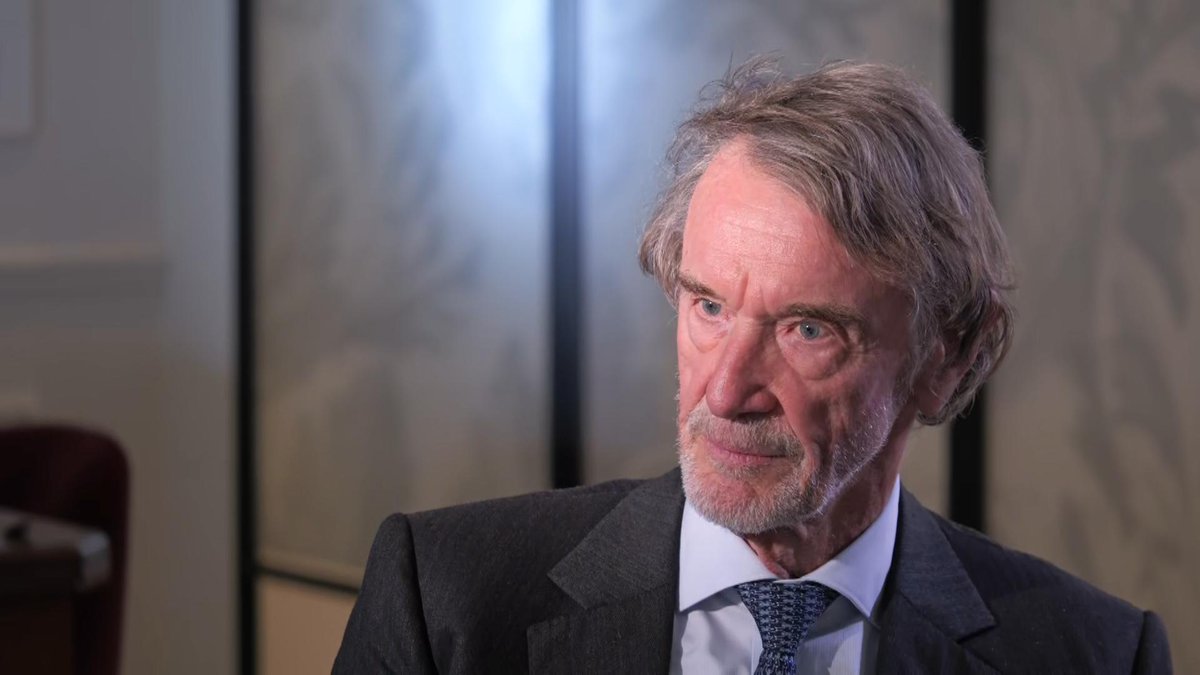 realBenBloch's tweet image. 🚨 NEW: "The UK has been colonised by immigrants," Man Utd co-owner Sir Jim Ratcliffe has told @EdConwaySky.

“You can't have an economy with nine million people on benefits and huge levels of immigrants coming in,” he said. “I mean, the UK has been colonised. It’s costing too…