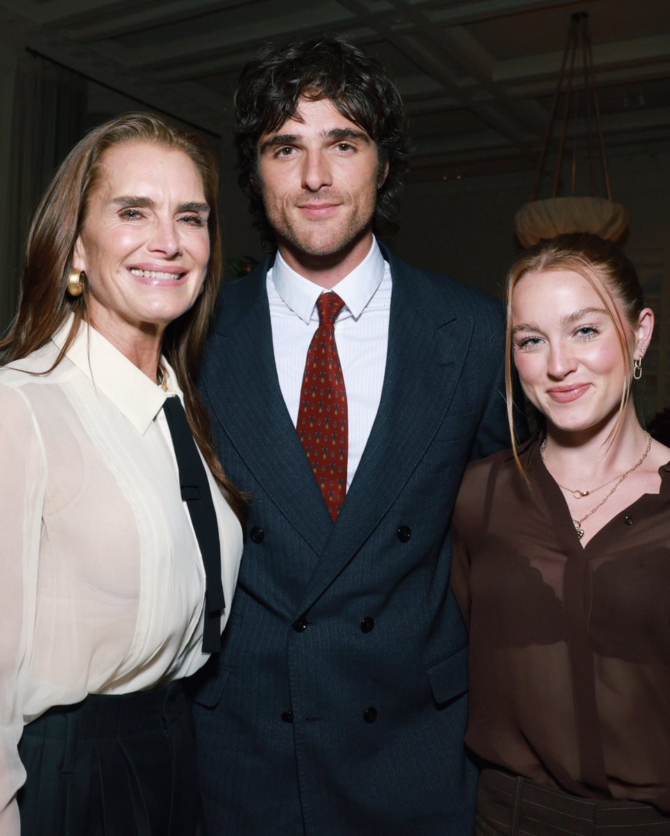 Brooke Shields tweet media