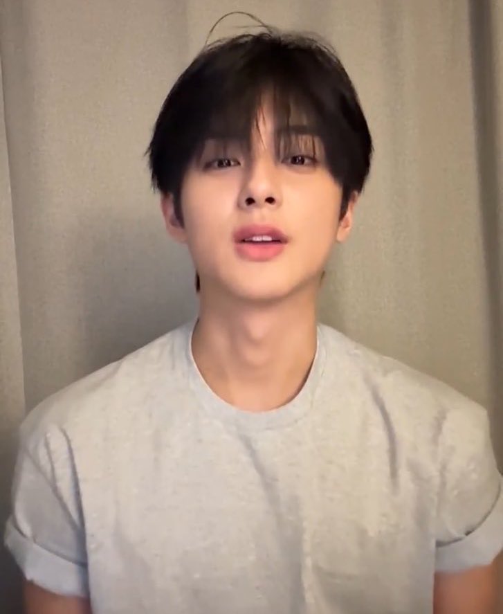 พอจะยิ้บห้าแล้วดูโตกว่าทุกที