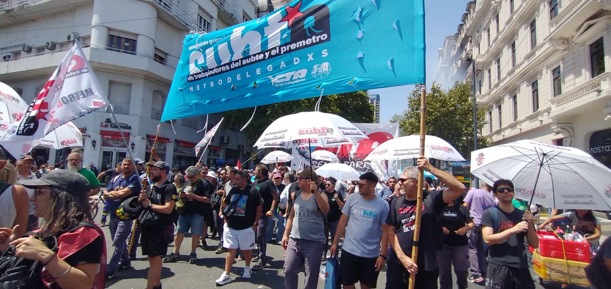 📢 #AHORA Los trabajadores y trabajadoras del subte y Premetro le decimos ¡NO a la reforma laboral!
