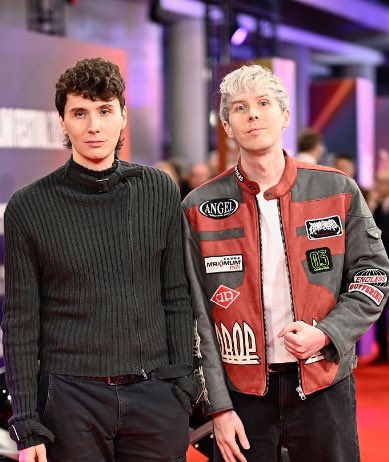 slitsfordan's tweet image. a foursome i made up