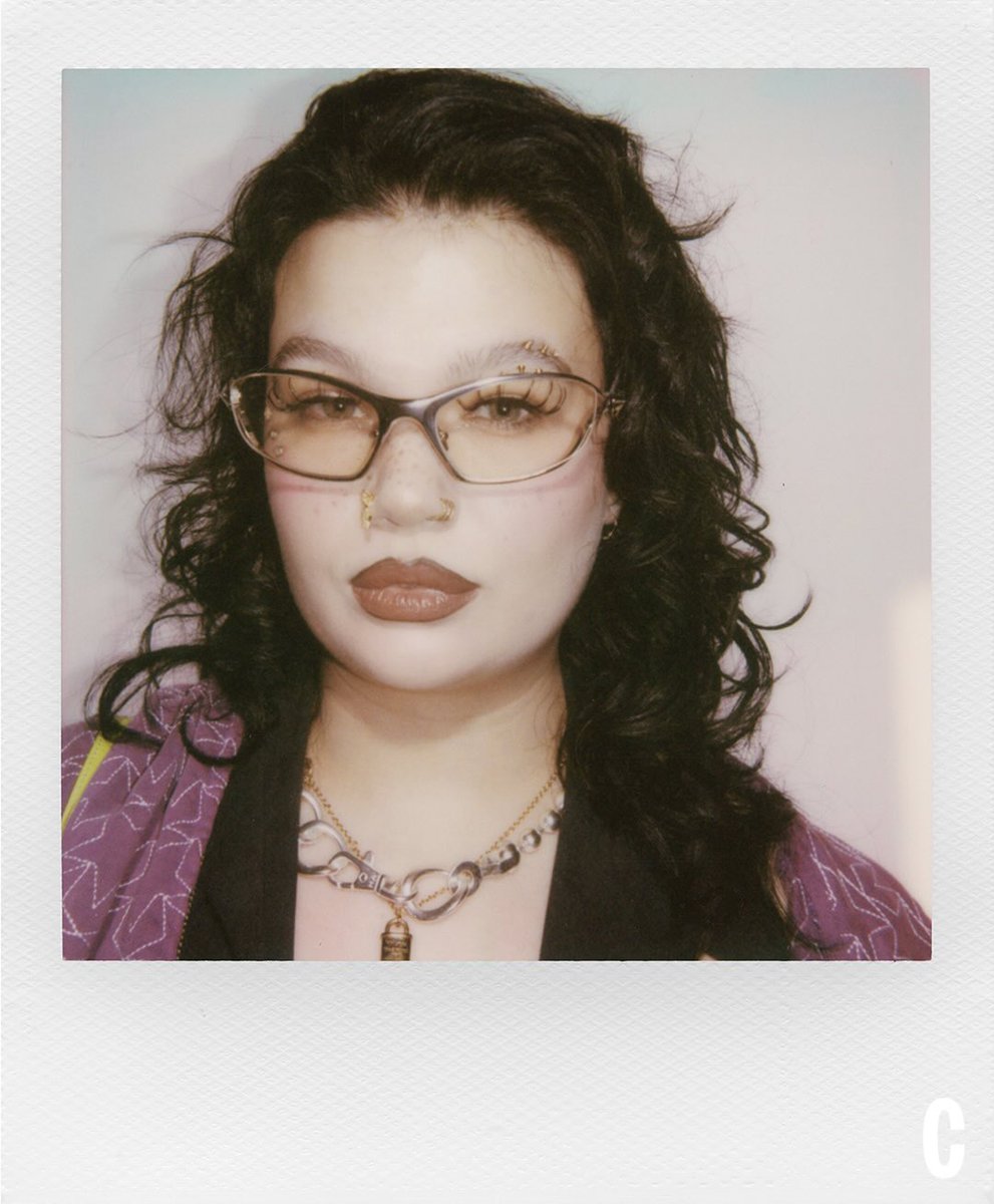 Lola Young Updates tweet media