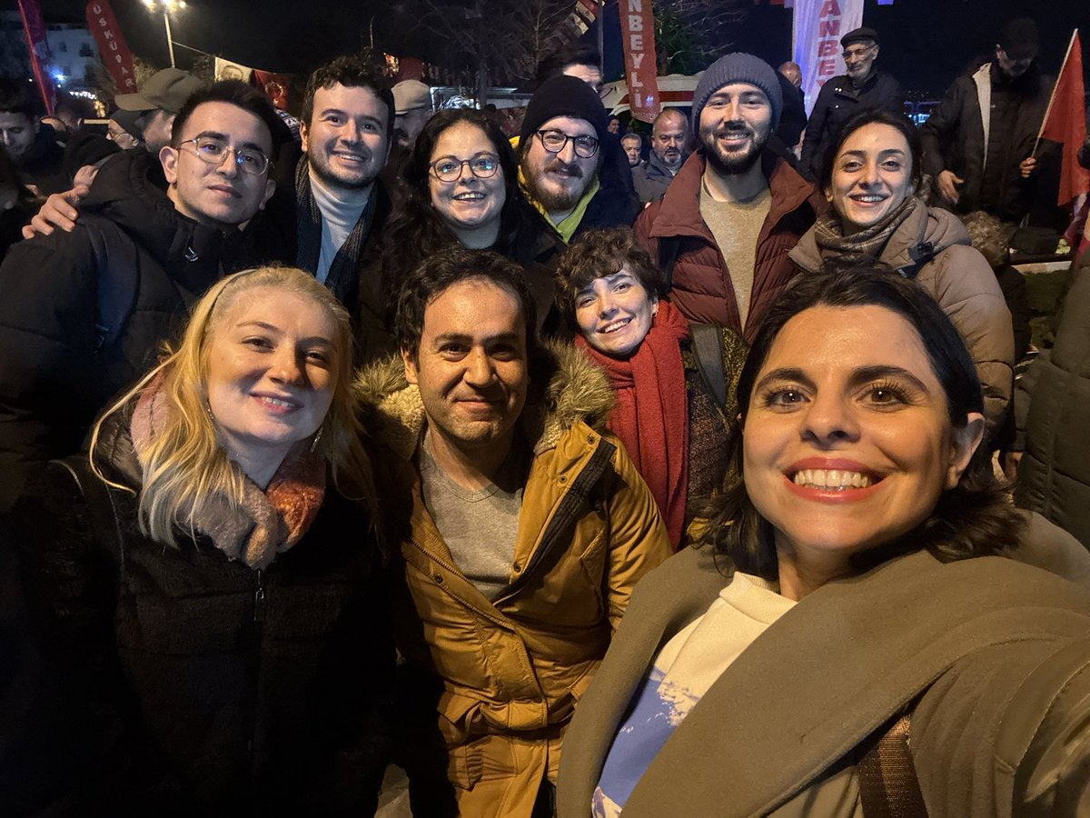 Biz Yurttaşlar alandaydık <a href="/BizYurttaslar/">Biz Yurttaşlar</a> 

Tertemiz gülen insanlara yenileceksiniz 🤗🦋