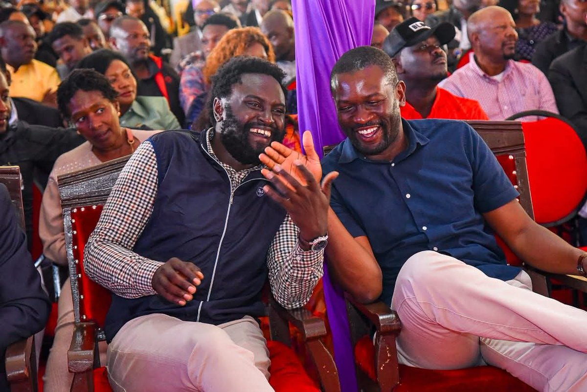 methumuhia's tweet photo. Naskia wanataka kutoa gari engine na miguu. 

Haigwesi! https://t.co/NpeVLXLhmr