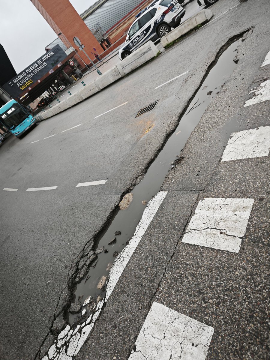 l______sr's tweet image. las fallas no eran en Valencia? @Lineamadrid