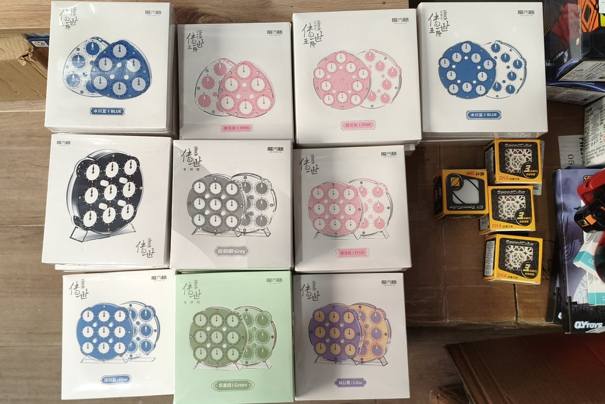 Señor Qiyi, ¿Le importaría dejar de sacar colores distintos del Clock?
No tenemos espacio para más modelos y encima todos son preciosos 😭