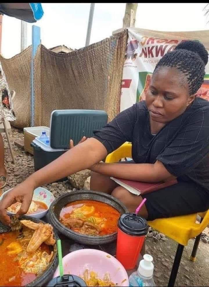 @Beatrice_Annan1has really become so powerful to the extent of causing the arrest of people now!

From the grapevine, she's reported to be behind the arrest of Kofi Ofosu Nkansah 
The tables will surely turn one day!

<a href="/Gen_Buhari_/">Gen. Buhari</a> <a href="/MrIrish3/">Mr Irish</a> <a href="/FAnnohDompreh/">Hon. Frank Annoh-Dompreh</a> <a href="/NPP_GH/">New Patriotic Party</a> <a href="/NPP_GH/">New Patriotic Party</a>