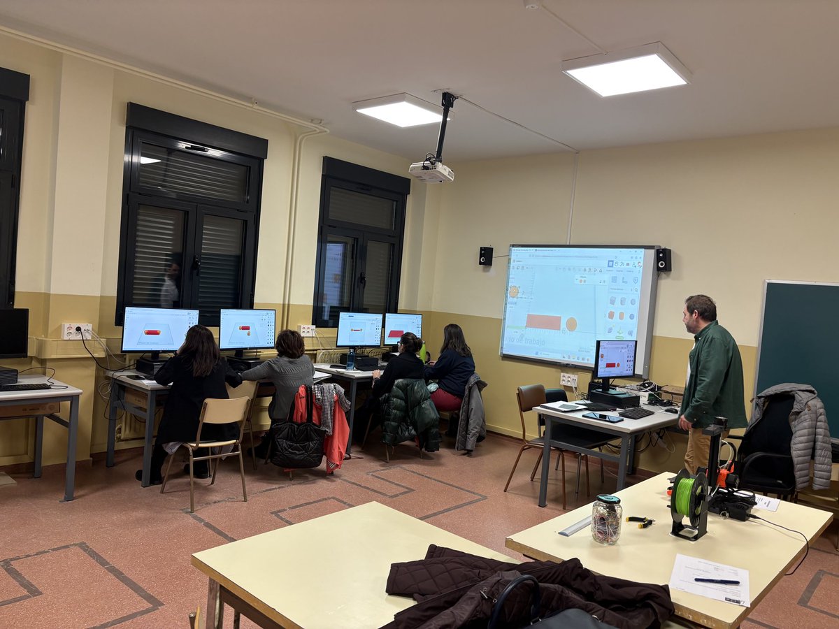 Asesoría TIC del CFIE de Salamanca tweet media