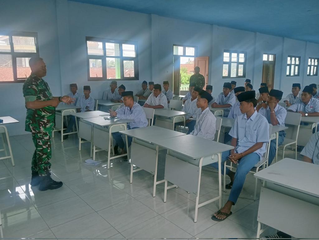 Koramil Burneh sosialisasikan rekrutmen Bintara Tamtama TNI AD kepada santri pesantren #TNIAD #Koramil #Rekrutmen #Bintara #Tamtama Simak selengkapnya disini 👇👇👇 kodam5brawijaya.tni-ad.mil.id/batituud-koram…