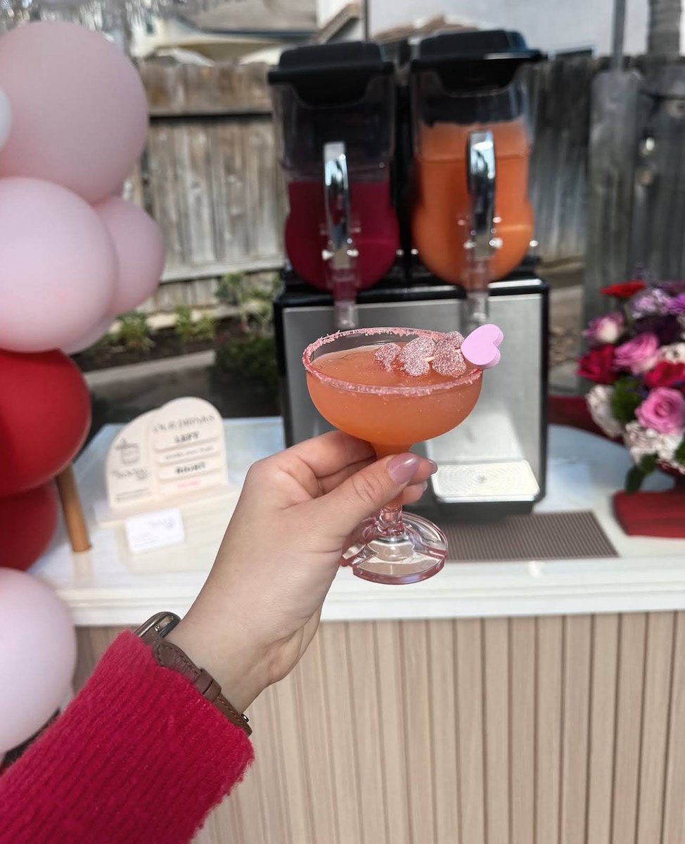 Kelvin Slush Co. tweet media