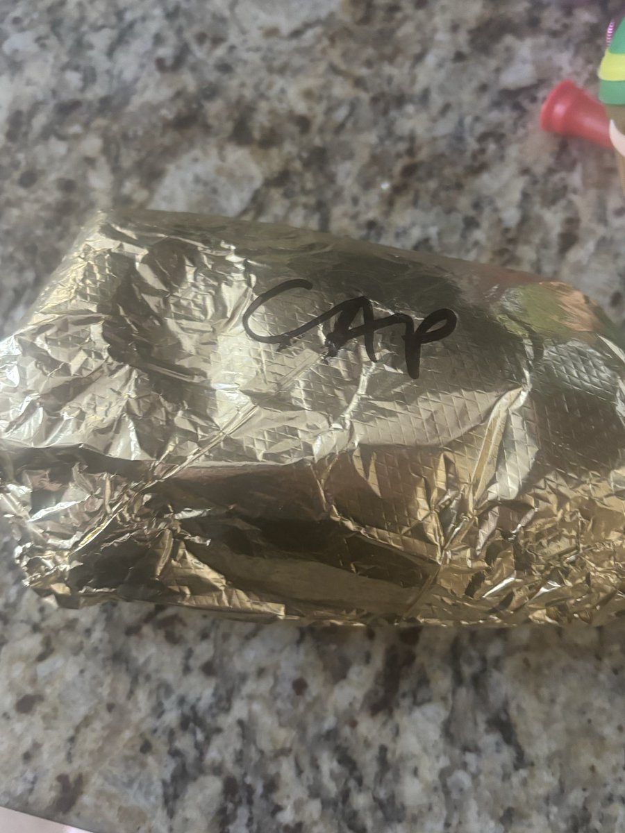 JunkRatt tweet media