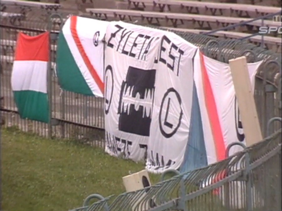 Legia Warszawa kibicowsko i historia naszej rywalizacji na trybunach na 20 stronach, ze 150 zdjęciami i kilkoma wideo. 

Monumentalna praca <a href="/OldTrafford1964/">𝕿𝖊𝖗𝖗𝖆 𝐌𝐂𝐌𝐋𝐗𝐈𝐕 𝕴𝖓𝖈𝖔𝖌𝖓𝖎𝖙𝖆</a>. Wrzucenie na stronę zajęło mi 4 godziny.

Fani samej piłki też wiele znajdą.

gieksainfo.pl/legia-warszawa…

#GKSLEG