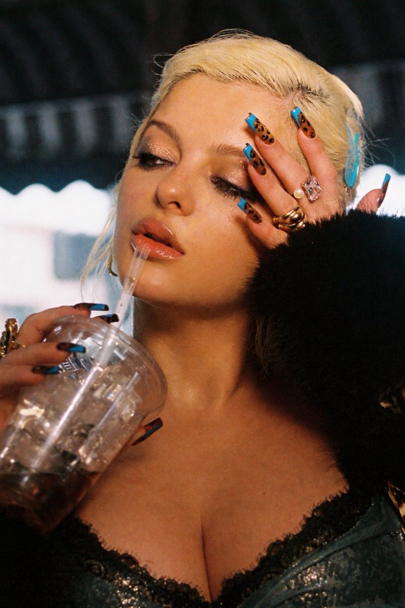 Bebe Rexhas Upcoming Visual Album: Dirty Blonde Contains 13 tracks, including NEW RELIGION!!

ÇIKE ÇIKE
ȘHIT
TOKYO 
HYSTERIA
NEW RELIGION 
TIME
I LIKE YOU BETTER THAN ME
NOBODYS THERE
THE WAY I WANT YOU
DRINK AND A LITTLE LOVE
NIGHTFALLS 
ONE DAY 
SAD GIRLS