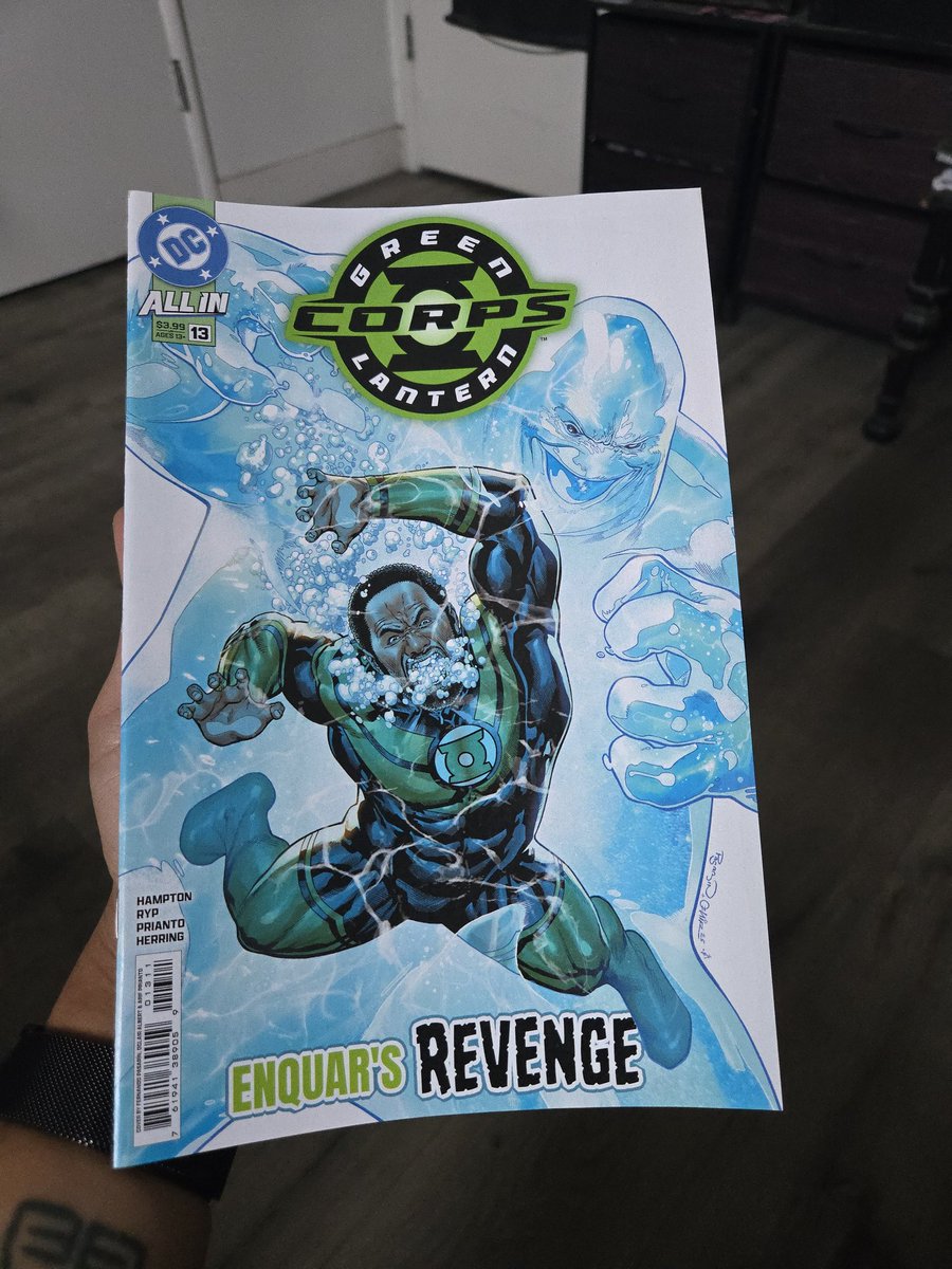 Moellennial's tweet image. GREEN LANTERN CORPS #13 is out today, and it's a war of the worlds between Oa and Enquar as one side fights for retribution, and the other embraces compassion with the Lantern's home hanging in the balance. 

Big issue for Fatality fans (myself included) 💚💚