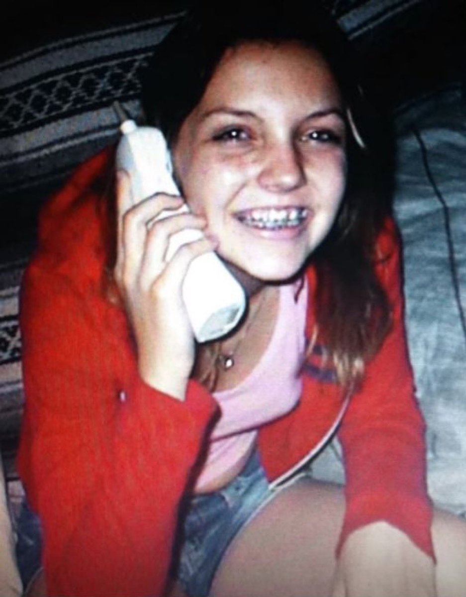 MaddyViews's tweet photo. 🚨🇹🇷 Thousands of underage girls were reportedly smuggled from Türkiye to Jeffrey Epstein’s island via private jets, with the alleged deal said to be worth $200 million.

This is not just a crime, but a slap in the face of humanity.

The Turkish government should investigate who was involved in the trafficking of the girls and who sold them to Jeffrey Epstein.
Those shameless individuals must be exposed and given the harshest possible punishments.