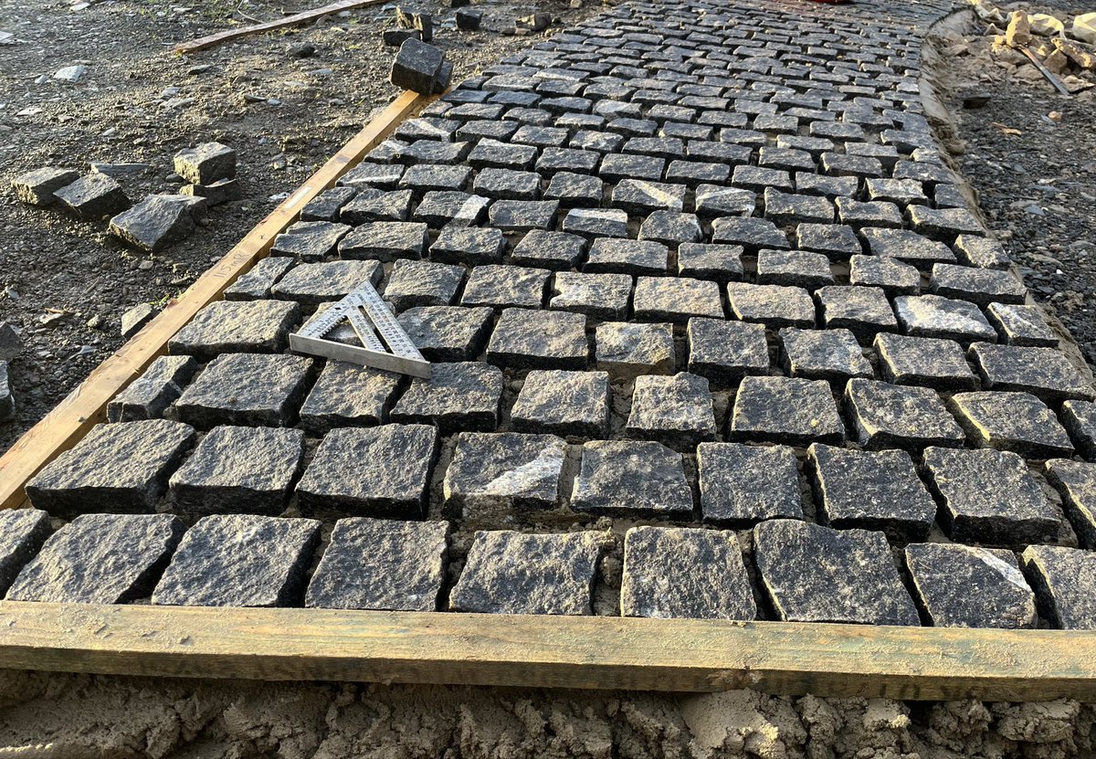 Good read .

Sure is tricky times on the tight rope . 

I feel AI will never be able to replicate the moment in time I took to do this . 
Every individual stone and imperfection is unique to a decision I made , unique to a thought I had , unique to the moment I was in .

Feeling