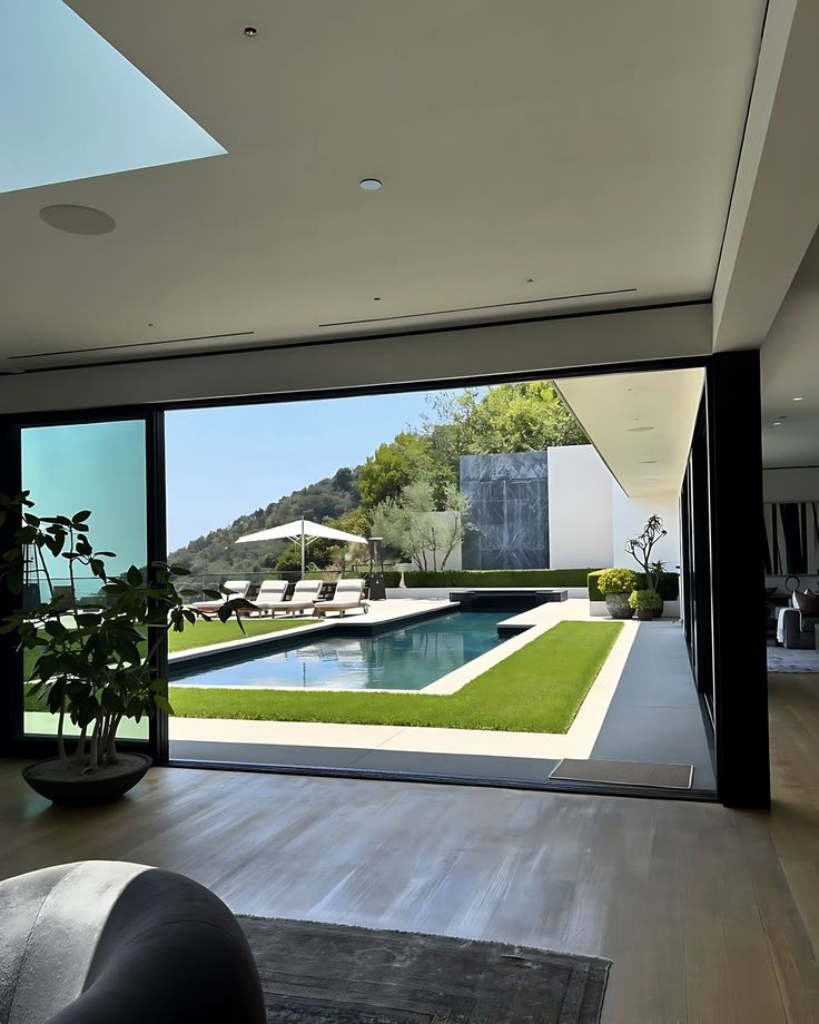 Ayesha (@ayeshatravel) on Twitter photo 